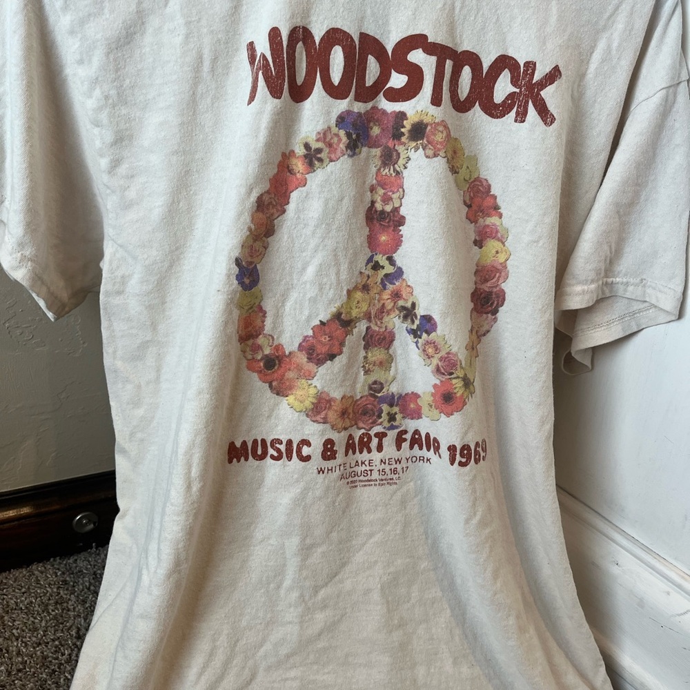 Woodstock Shirt Short Sleeve Crew Neck Concert Shirt Band Tee L Gildan 2020 - Picture 3 of 8